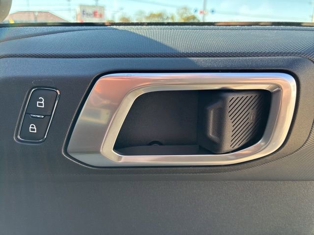 New 2025 Ford Bronco 4-Door AWD/4WD image 26