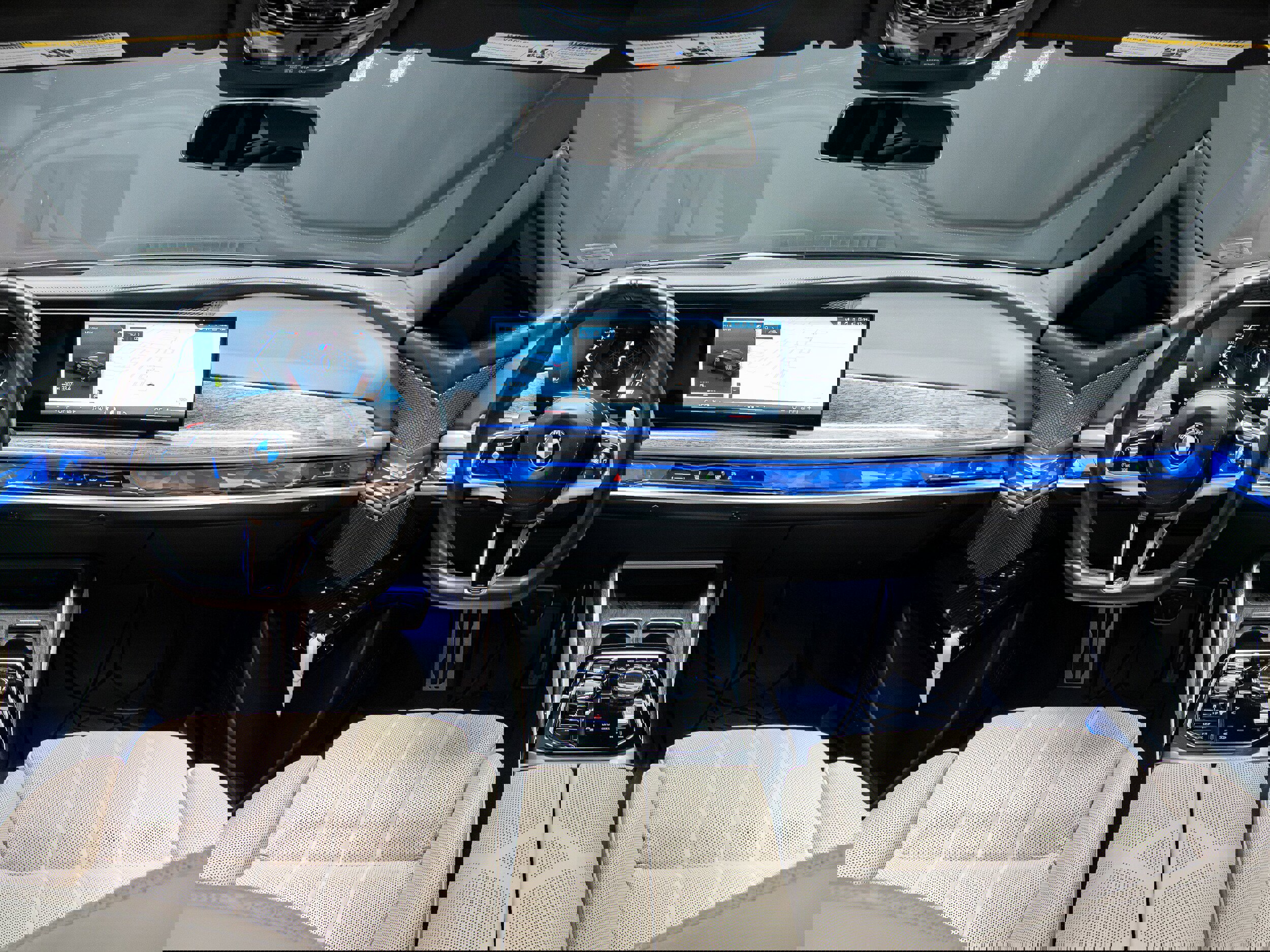 Used 2024 BMW 760i xDrive w/ Executive Package image 20