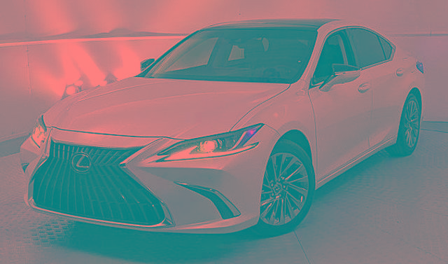 Used 2024 Lexus ES 350 Luxury w/ Accessory Package (Z1) image 6