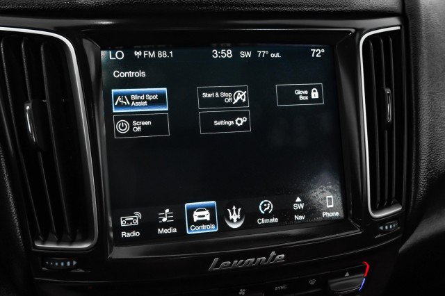 Used 2018 Maserati Levante AWD/4WD image 22