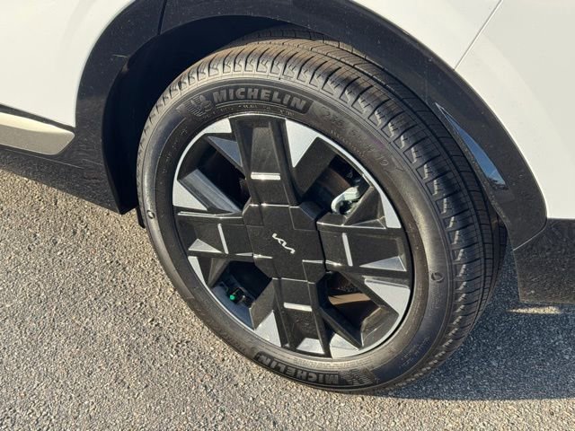 Used 2026 Kia Sportage SX image 6