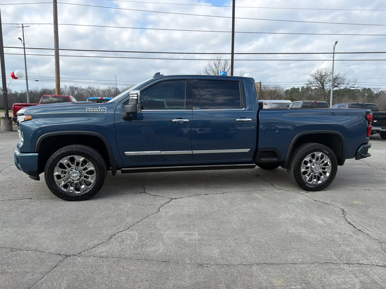 Used 2025 Chevrolet Silverado 2500 High Country w/ Technology Package image 5
