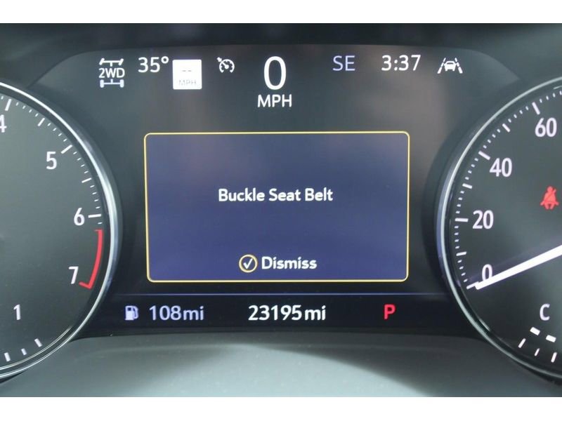 Used 2023 Buick Envision Essence w/ Technology Package I image 22