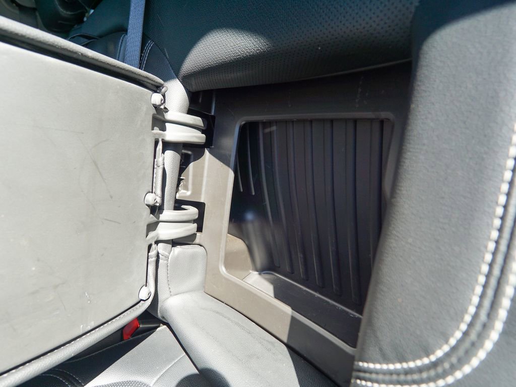 Used 2020 Chevrolet Silverado 1500 RST image 18