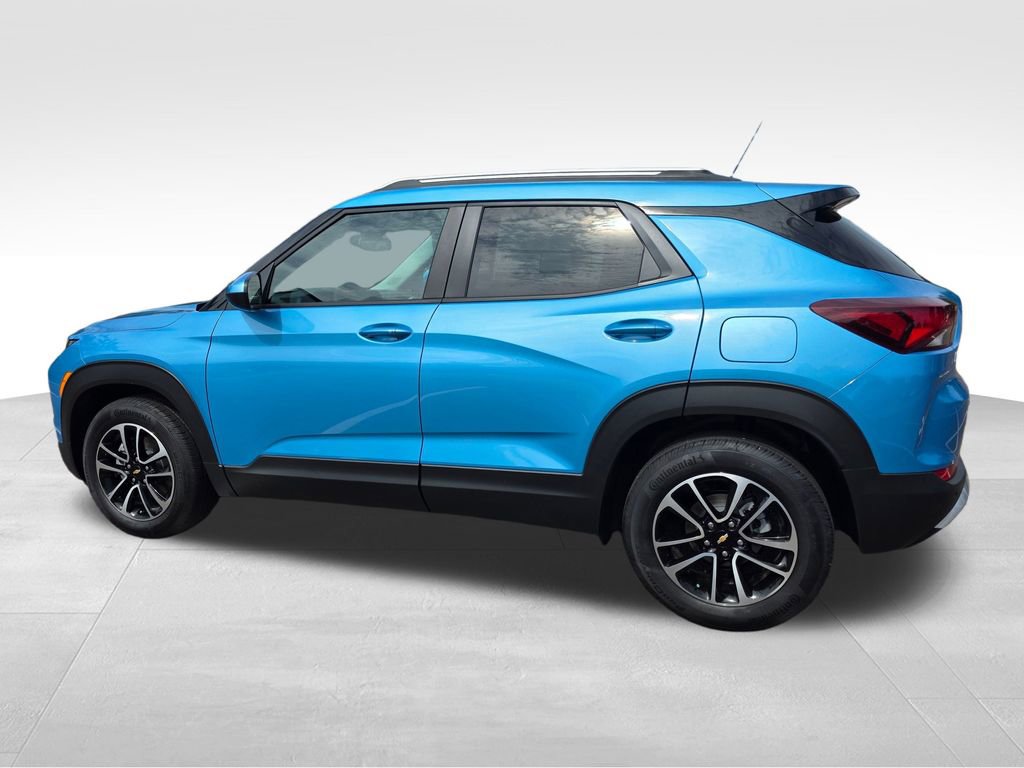New 2026 Chevrolet TrailBlazer LT w/ Convenience Package FWD image 4