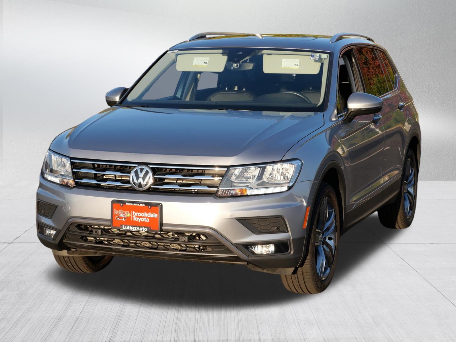 Used 2021 Volkswagen Tiguan SEL w/ 2-Row Tiguan MDO Package AWD/4WD image 2