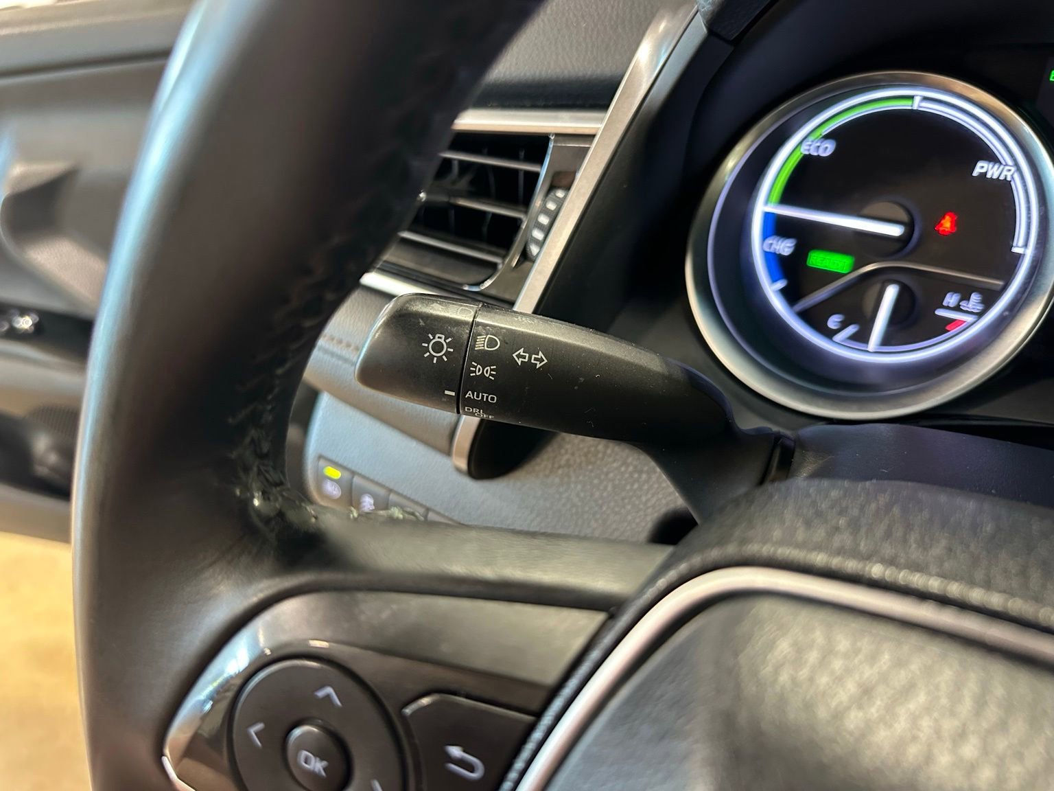 Used 2018 Toyota Camry XLE w/ Audio Package FWD image 18