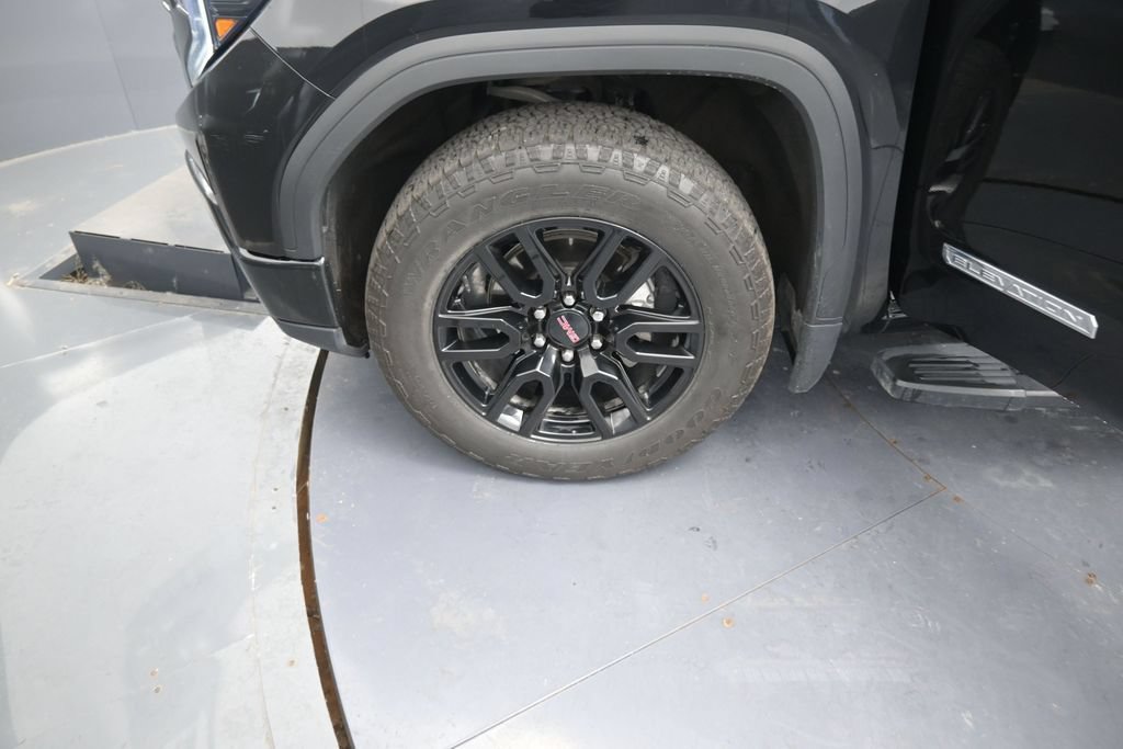 Used 2023 GMC Sierra 1500 Elevation w/ Preferred Package AWD/4WD image 16