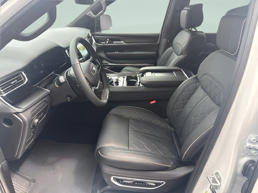 New 2026 Jeep Grand Wagoneer L Summit AWD/4WD image 24