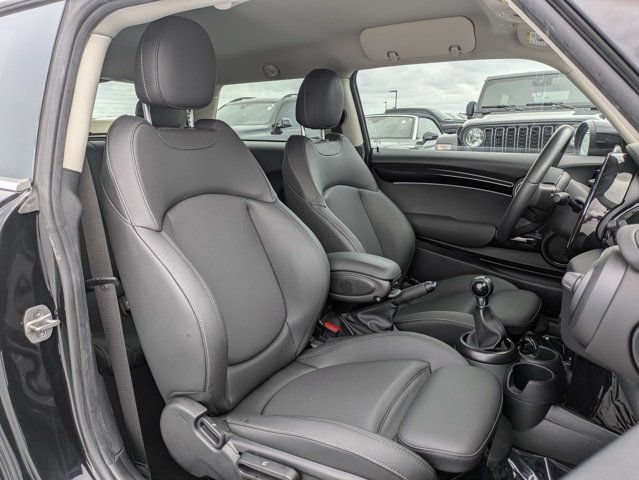 Used 2024 MINI Cooper S FWD image 15
