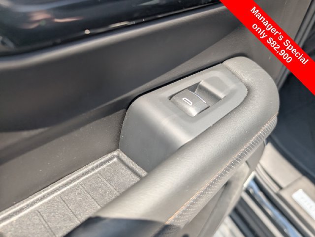 Used 2026 Chevrolet Suburban High Country AWD/4WD image 12