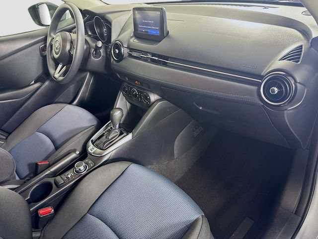 Used 2019 Toyota Yaris LE FWD image 30
