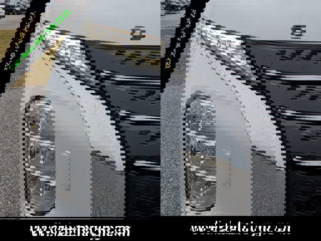 Used 2022 Mitsubishi Outlander SE image 10