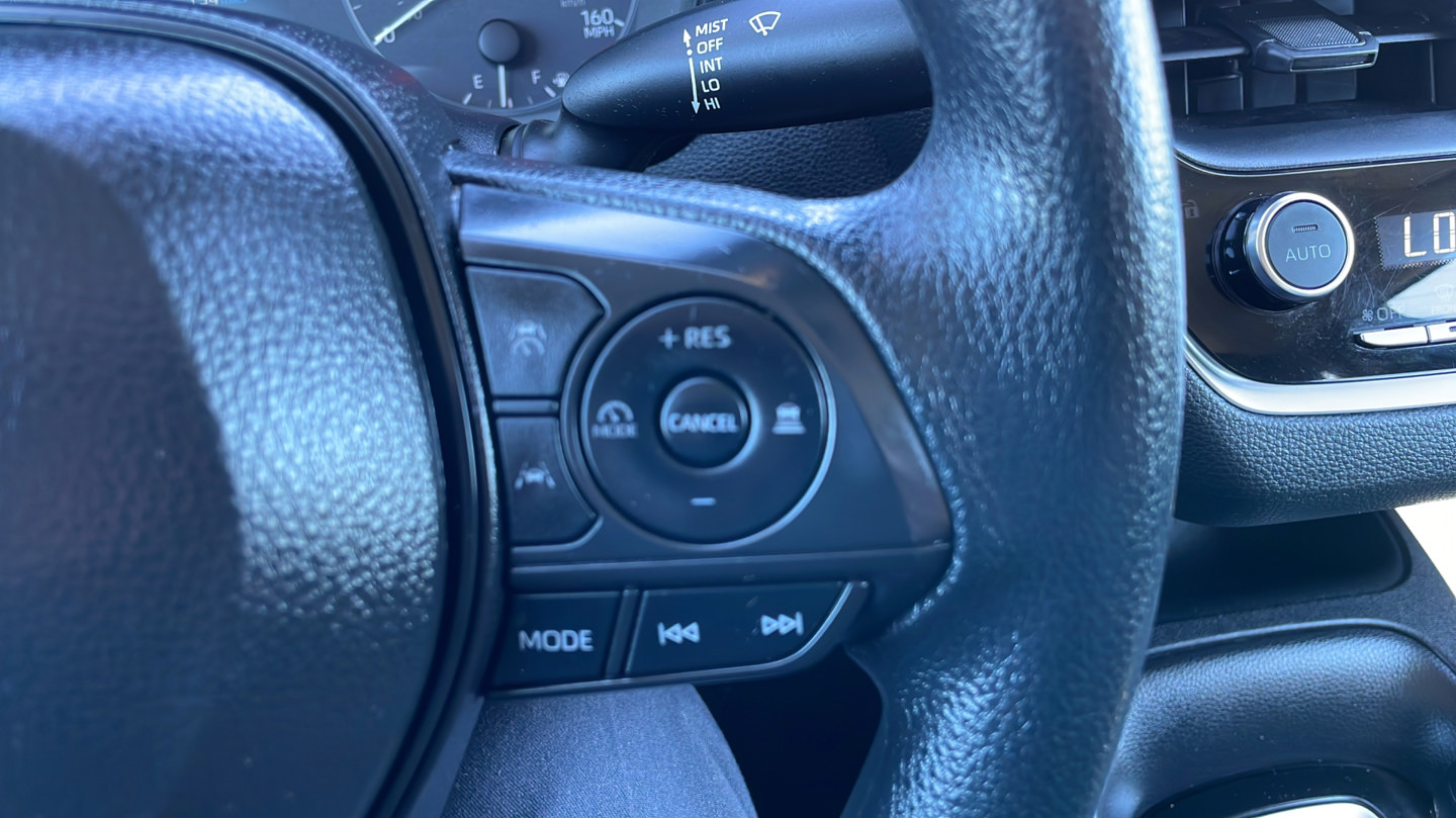 Certified 2025 Toyota Corolla LE FWD image 25