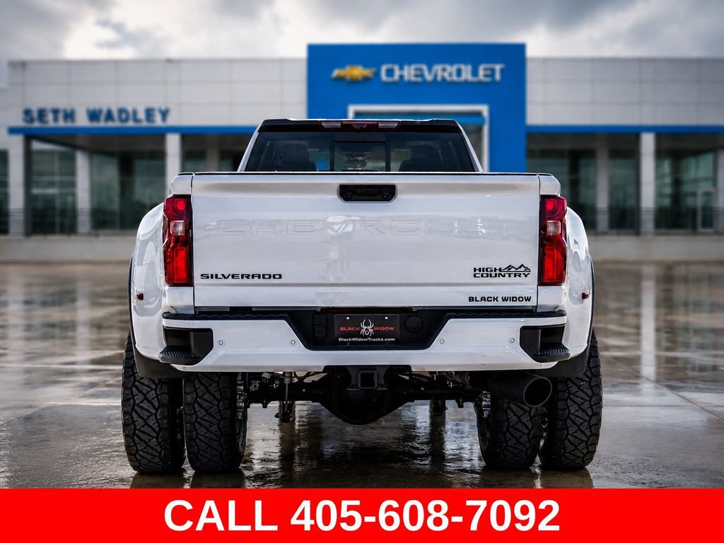 Used 2025 Chevrolet Silverado 3500 High Country w/ High Country Premium Package AWD/4WD image 6