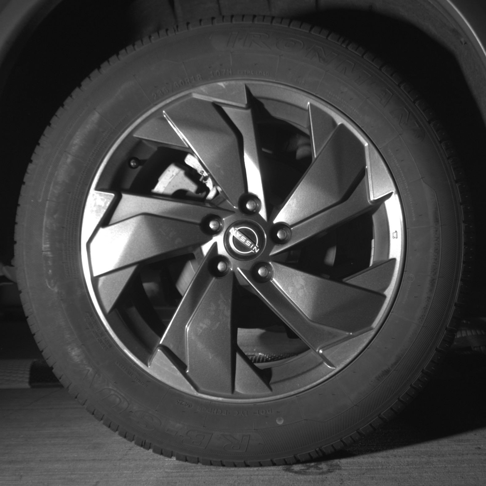 Used 2025 Nissan Rogue SV image 15