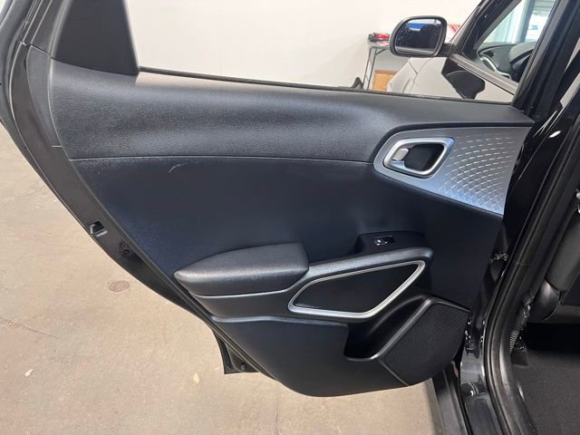 Used 2024 Kia Soul LX w/ Option Group 015 image 19