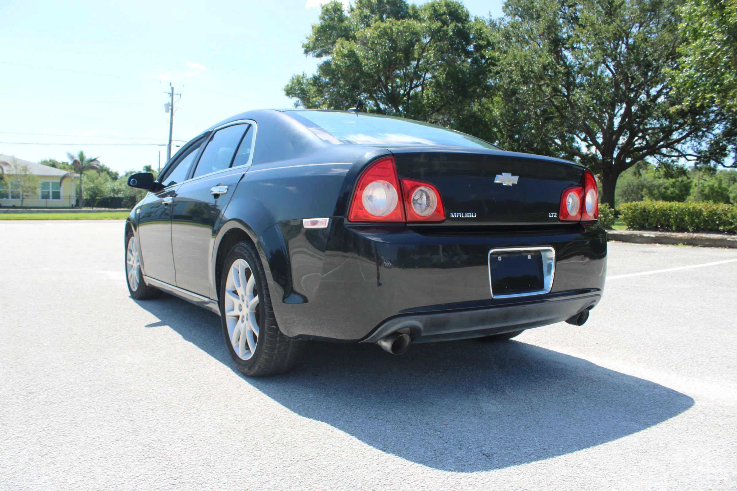 Used 2008 Chevrolet Malibu LTZ FWD image 6