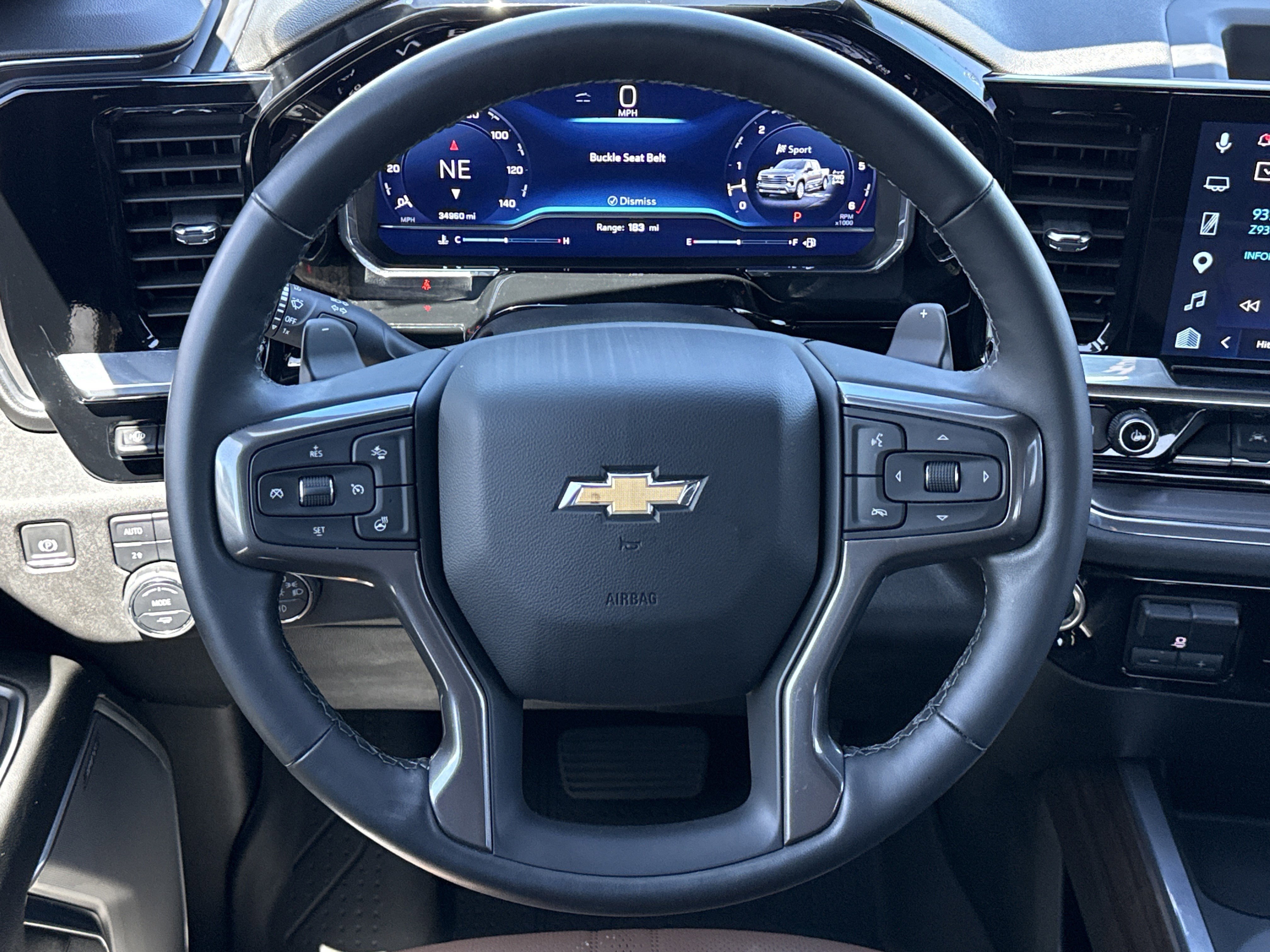 Used 2025 Chevrolet Silverado 1500 High Country w/ Technology Package AWD/4WD image 18