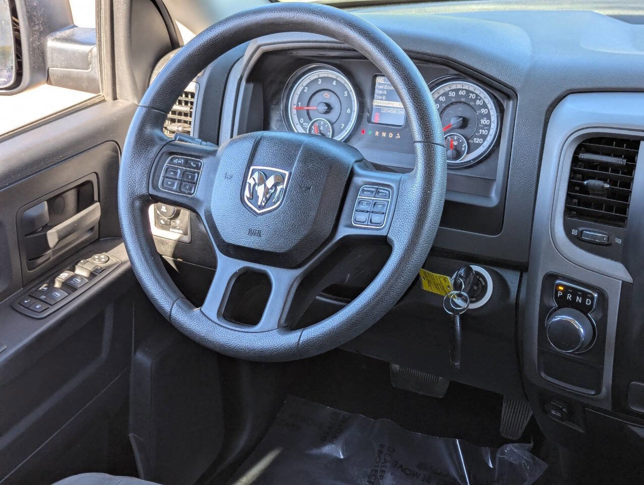 Used 2015 RAM 1500 Express image 15