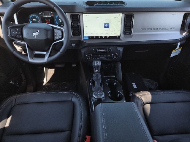 New 2026 Ford Bronco Outer Banks w/ Sasquatch Package AWD/4WD image 5