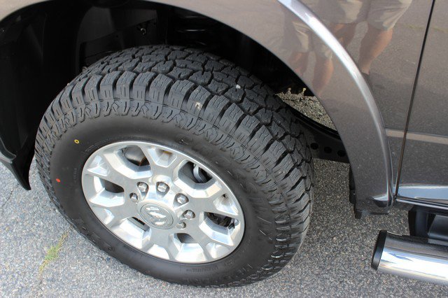 Used 2019 RAM 2500 Laramie w/ Cold Weather Group image 4