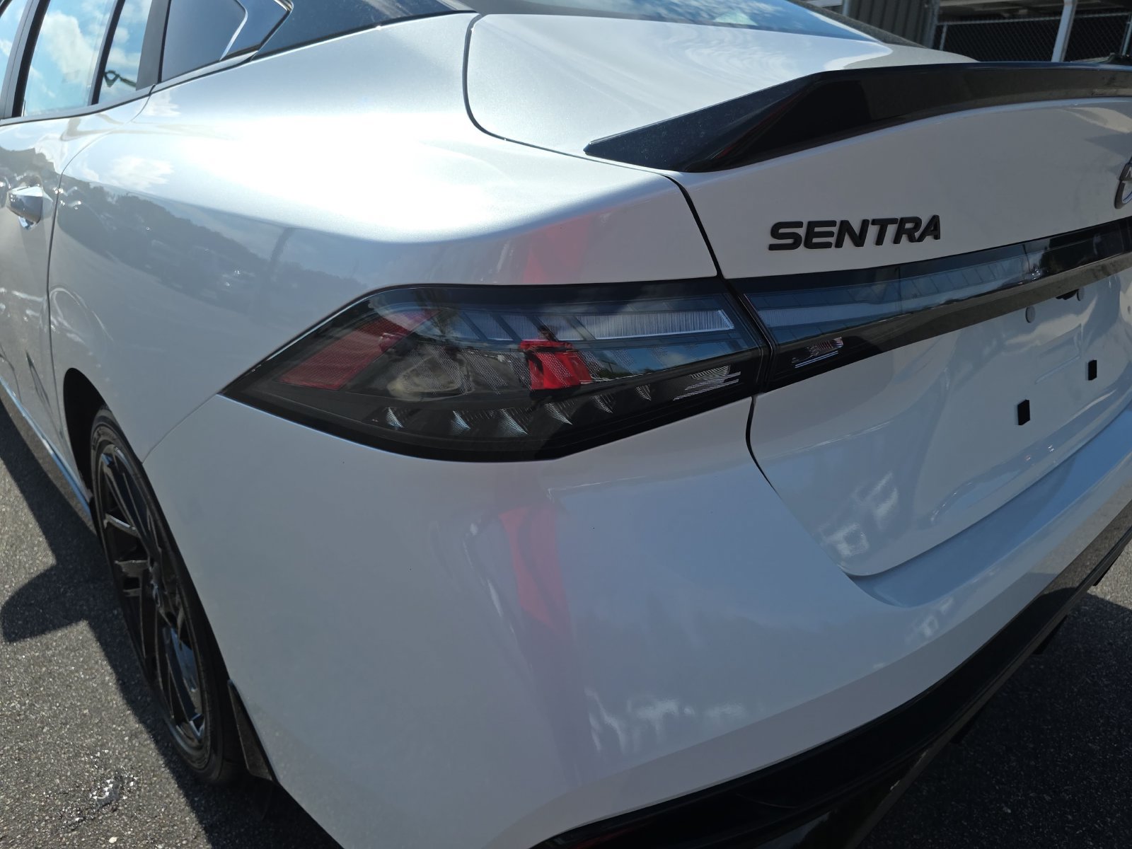 New 2027 Nissan Sentra SR w/ SR Premium Package FWD image 16