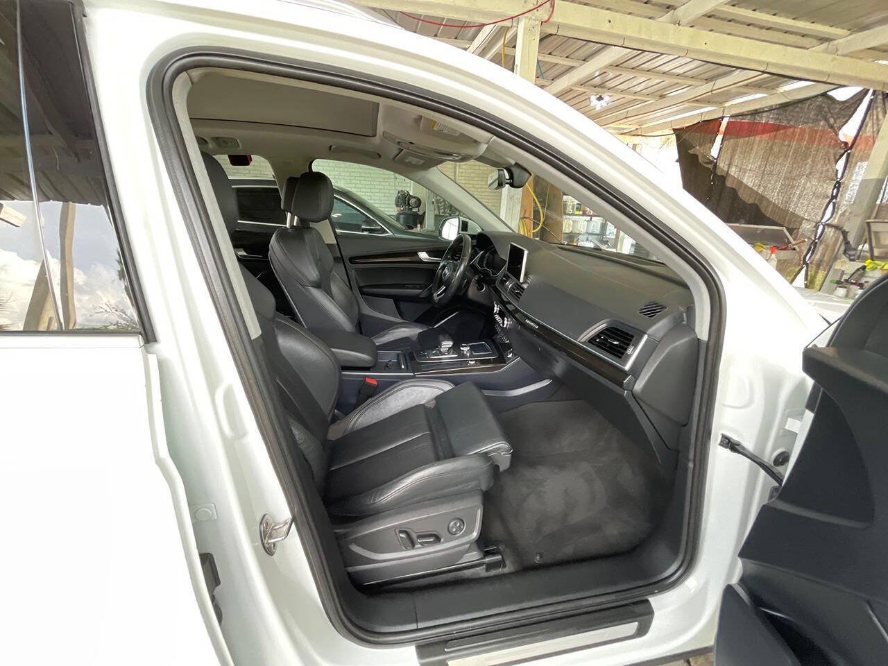 Used 2018 Audi Q5 2.0T Premium Plus w/ Premium Plus Package AWD/4WD image 15