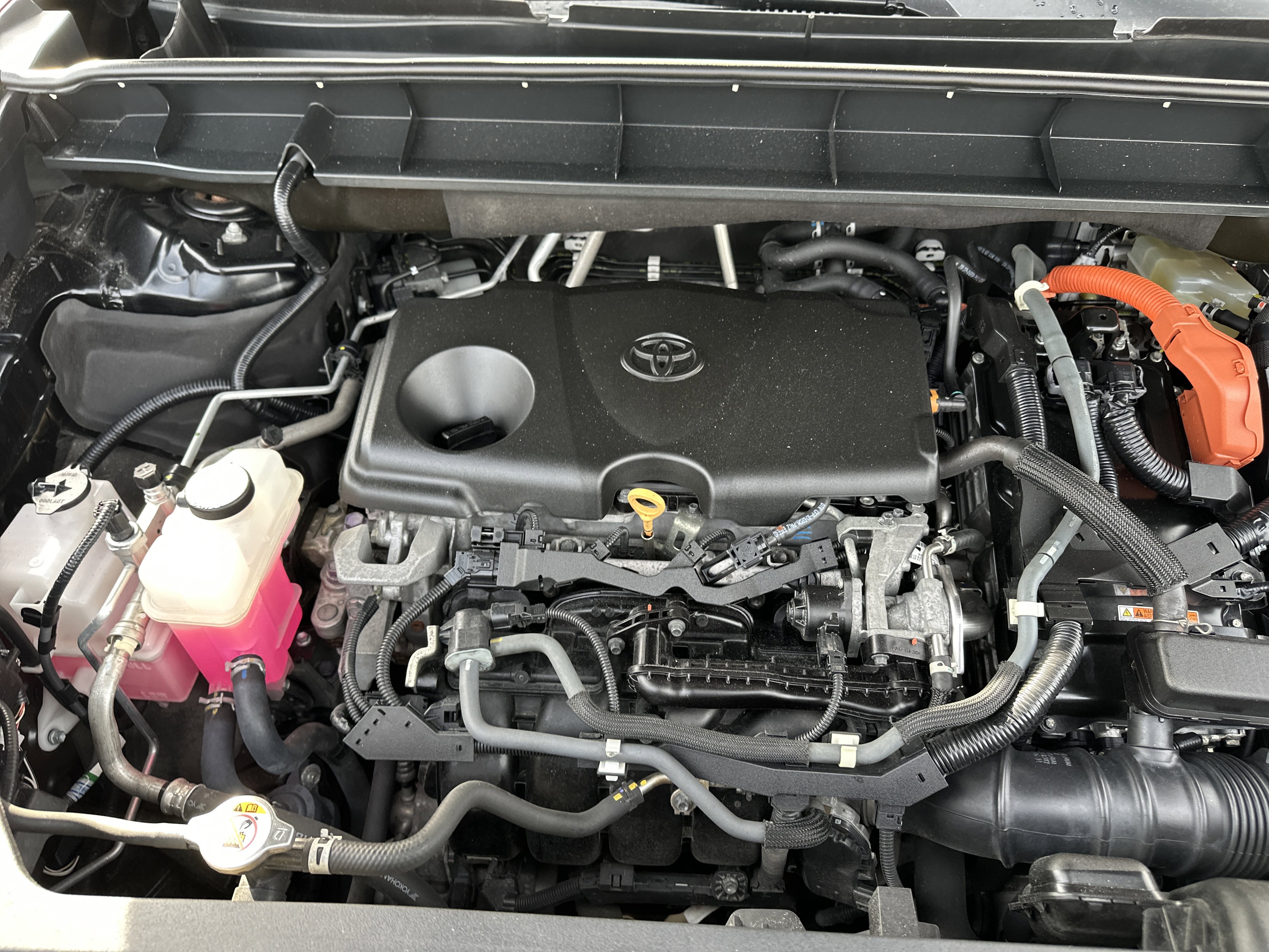 Used 2021 Toyota Highlander LE image 32