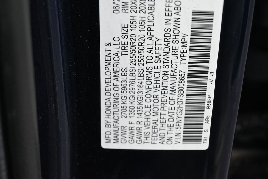 Used 2025 Honda Pilot Sport image 16