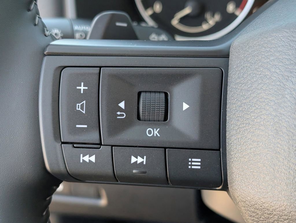 New 2026 Nissan Rogue SV image 18