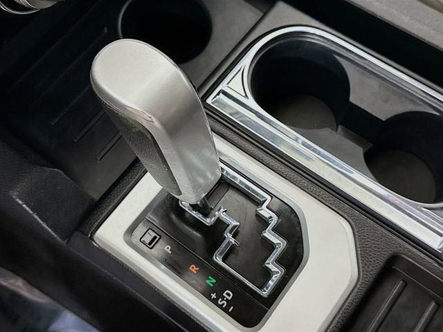 Used 2018 Toyota Tundra 4x4 Double Cab image 16