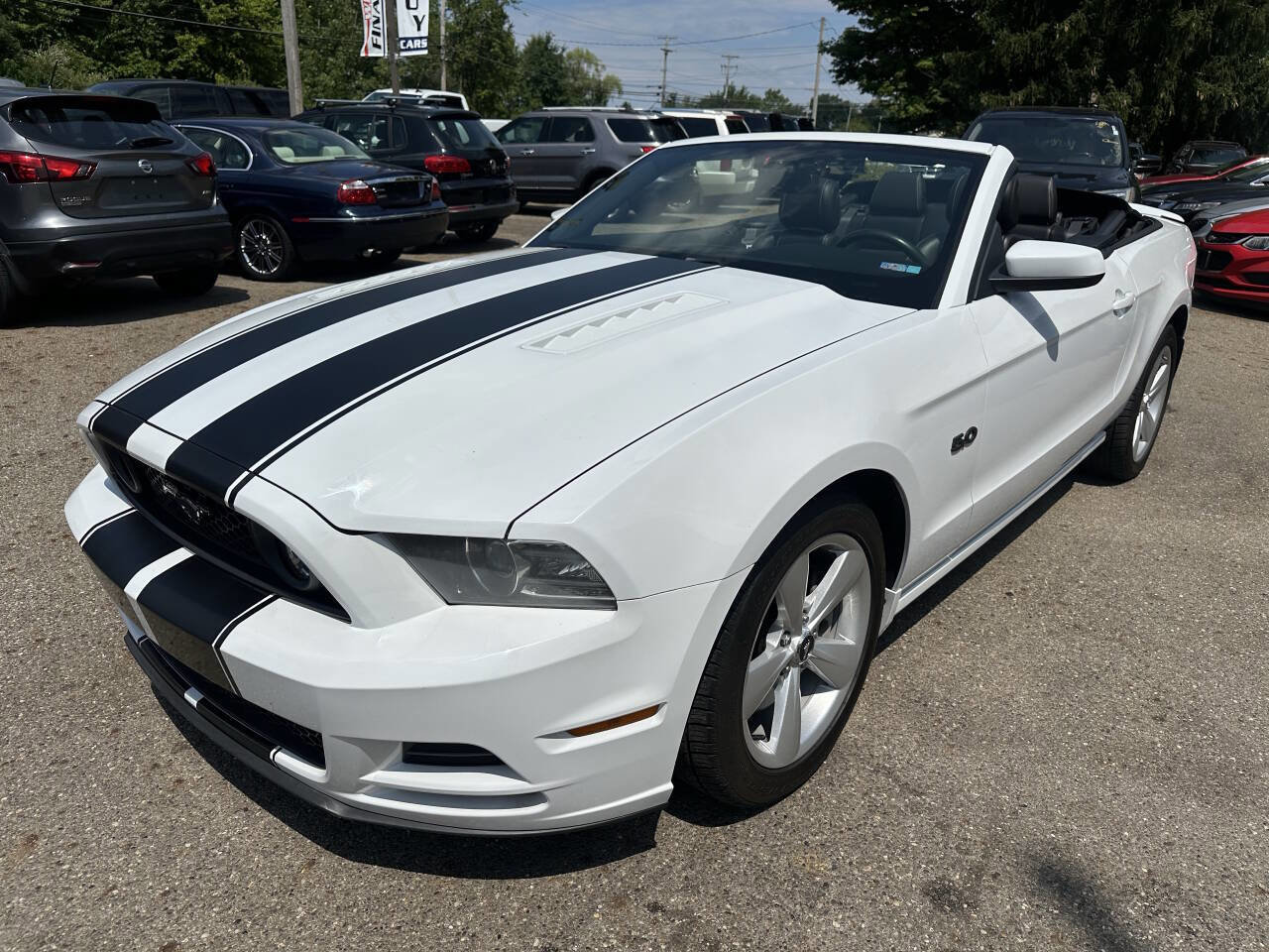Used 2014 Ford Mustang GT Premium image 2