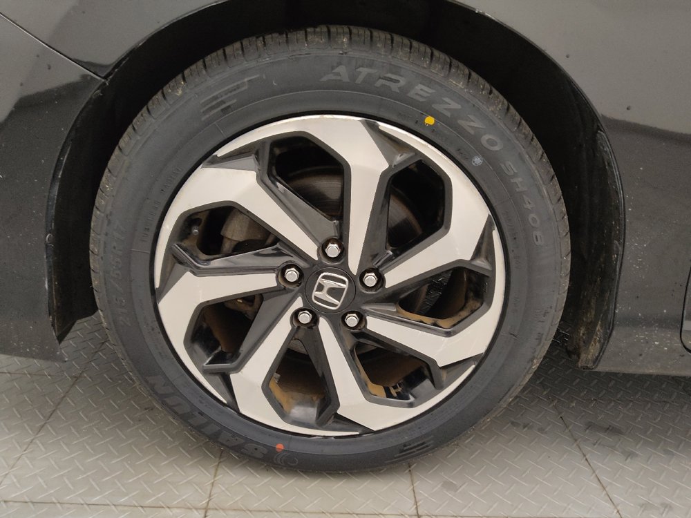 Used 2016 Honda Accord EX image 31