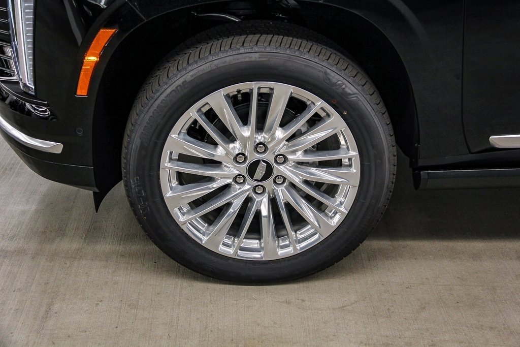 Used 2026 Cadillac Escalade Luxury image 9