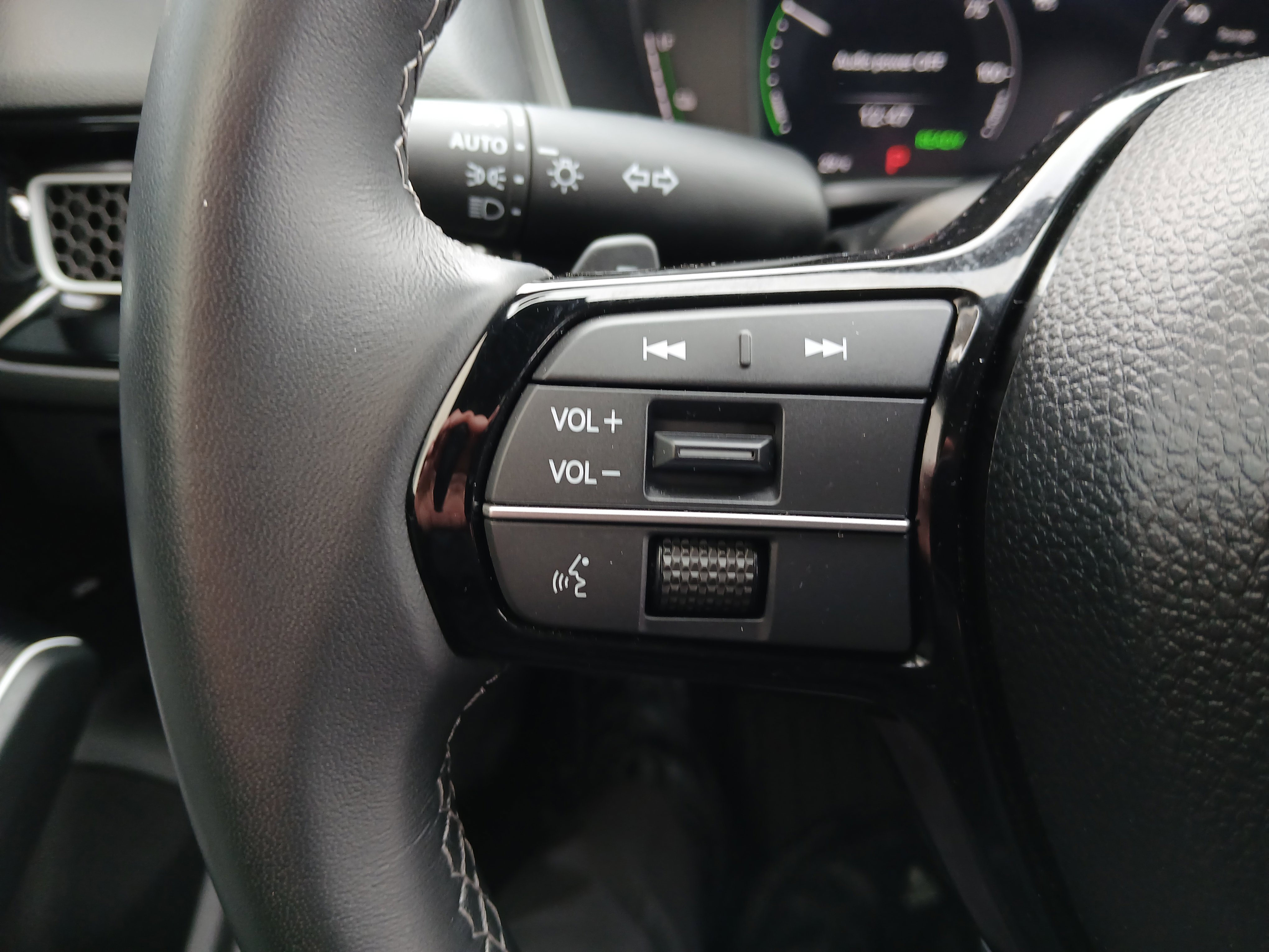 Used 2025 Honda Civic Sport image 14