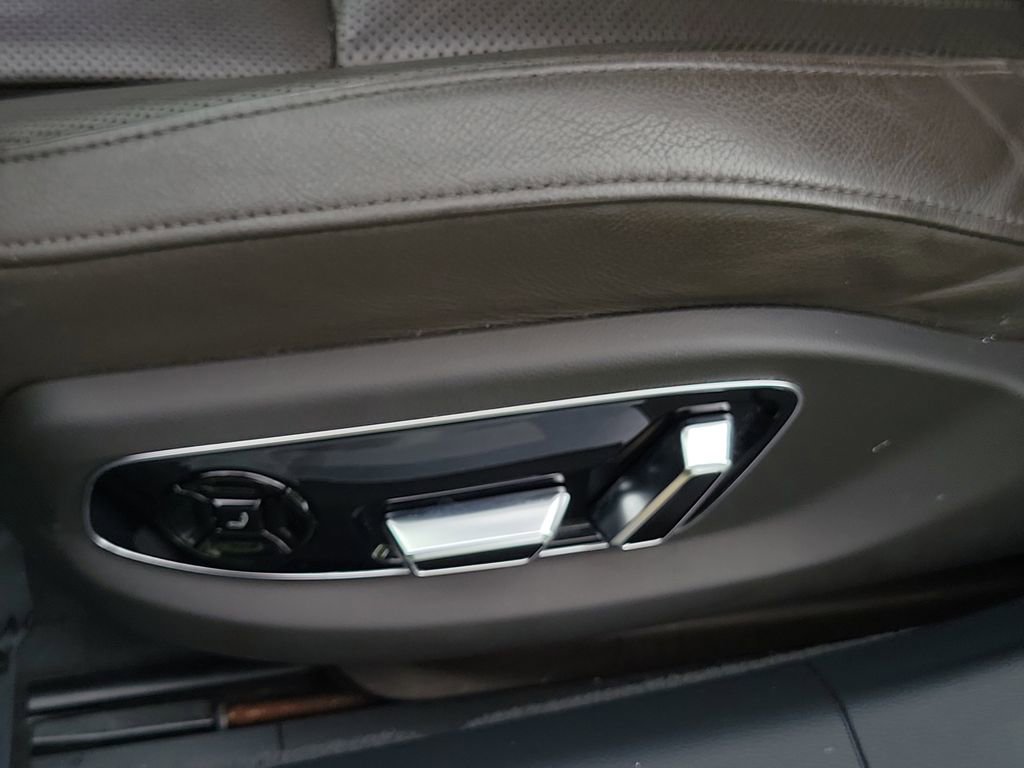 Used 2019 Audi A8 L 3.0T w/ Executive Package AWD/4WD image 25