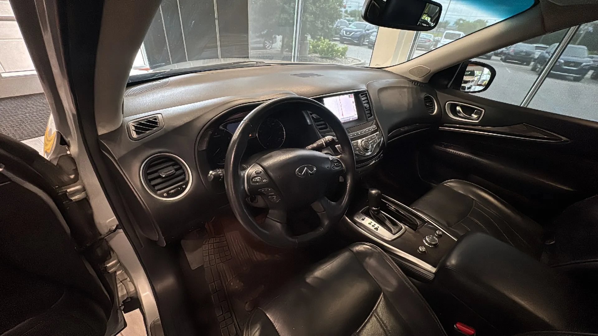Used 2015 INFINITI QX60 Luxe w/ Premium Plus Package AWD/4WD image 27