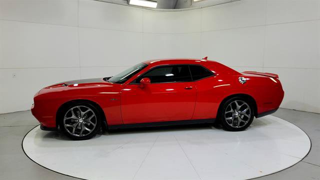 Used 2015 Dodge Challenger R/T Plus RWD image 5