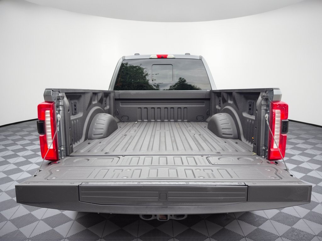 Used 2024 Ford F250 Lariat w/ Sport Appearance Package AWD/4WD image 28