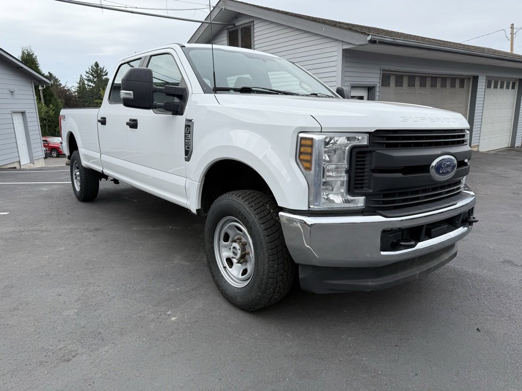 Used 2019 Ford F350 XL w/ Power Equipment Group image 4