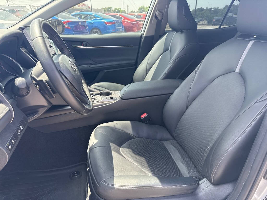 Used 2024 Toyota Camry XSE FWD image 9
