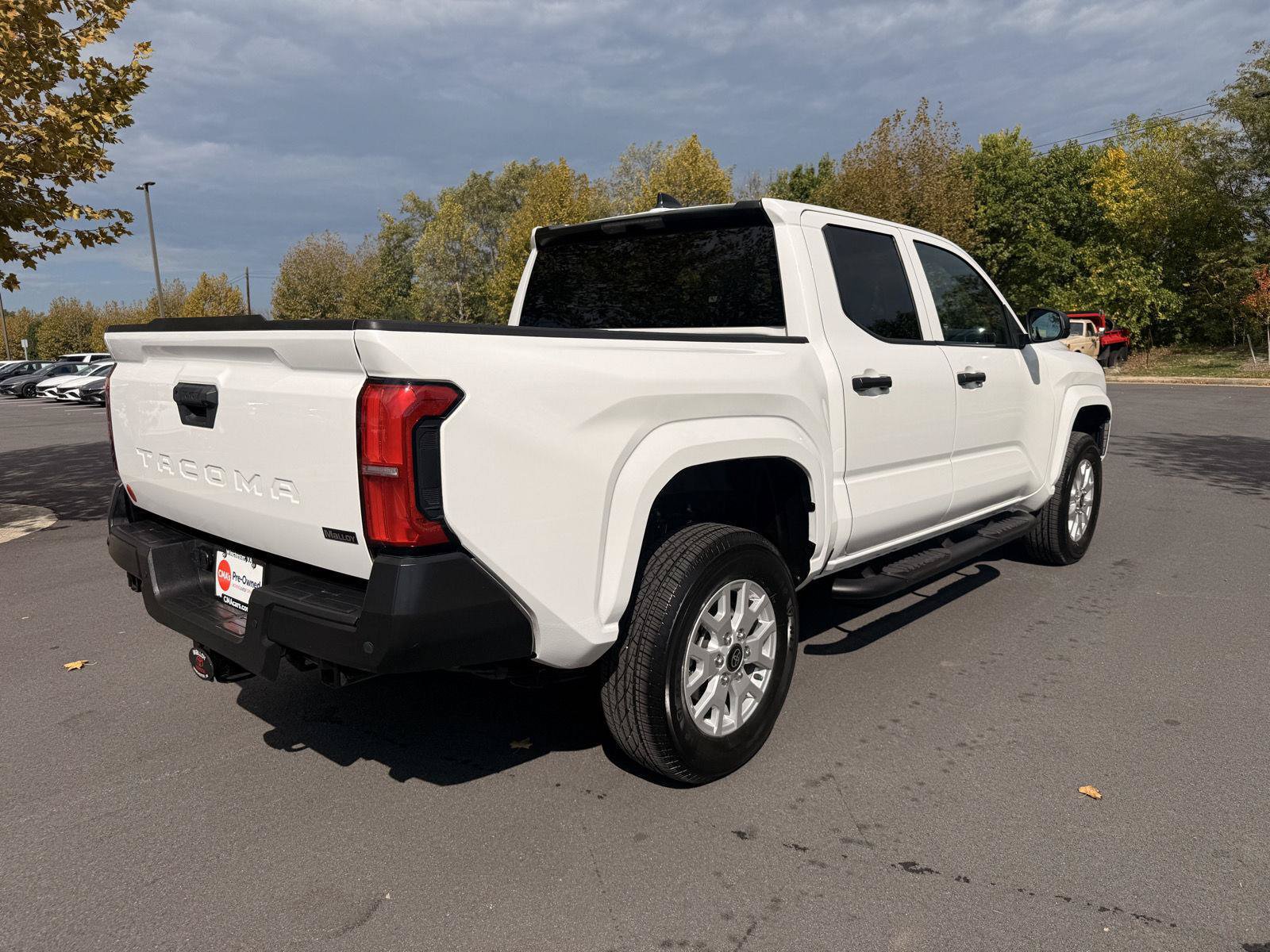 Used 2024 Toyota Tacoma SR w/ SR Upgrade Package RWD image 5