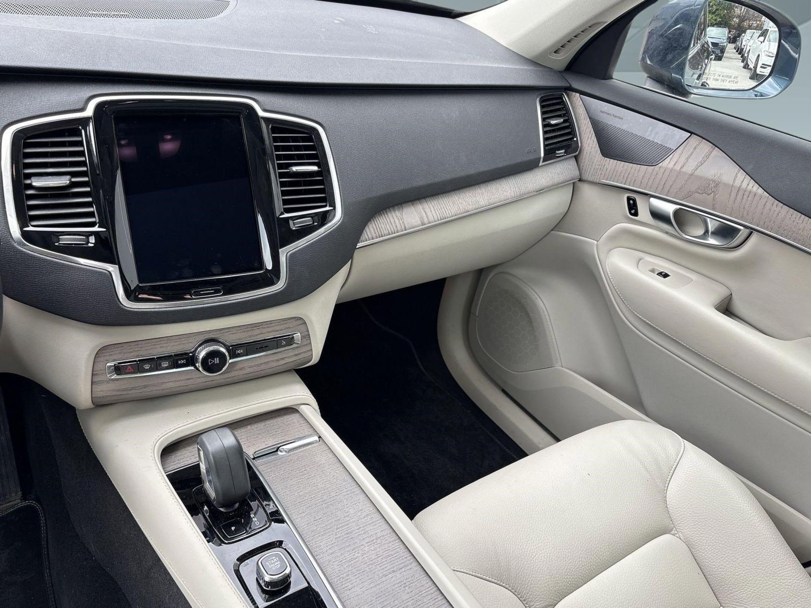 Certified 2024 Volvo XC90 B6 Plus w/ Protection Package Premier image 27