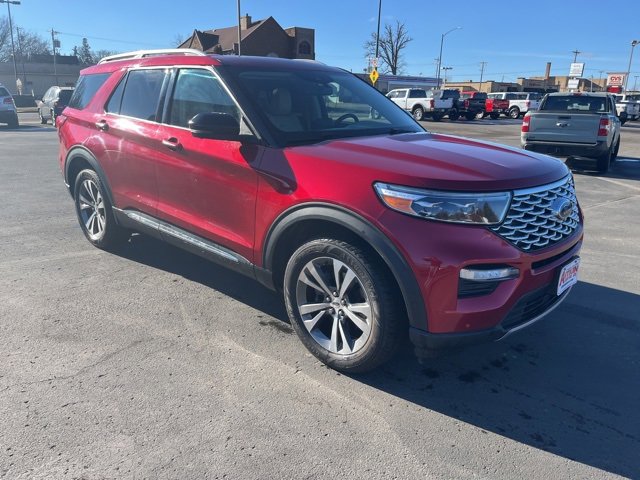 Used 2020 Ford Explorer Platinum w/ Premium Technology Package image 3