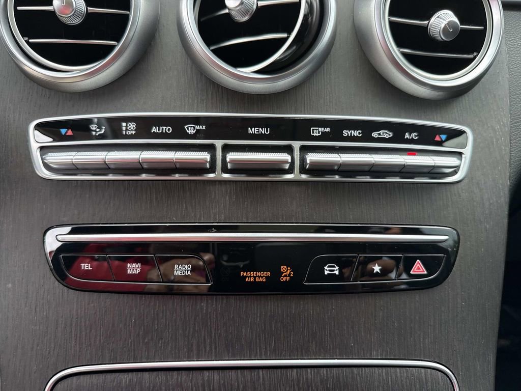 Used 2021 Mercedes-Benz GLC 300 image 33