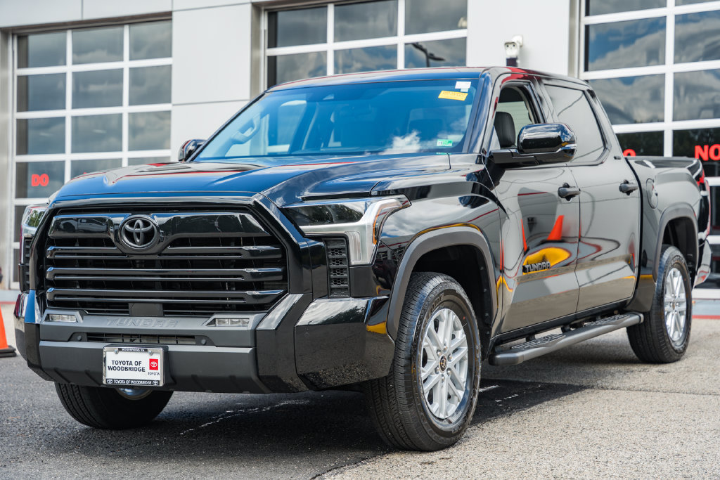 Certified 2024 Toyota Tundra SR5 w/ SR5 Convenience Package AWD/4WD image 3