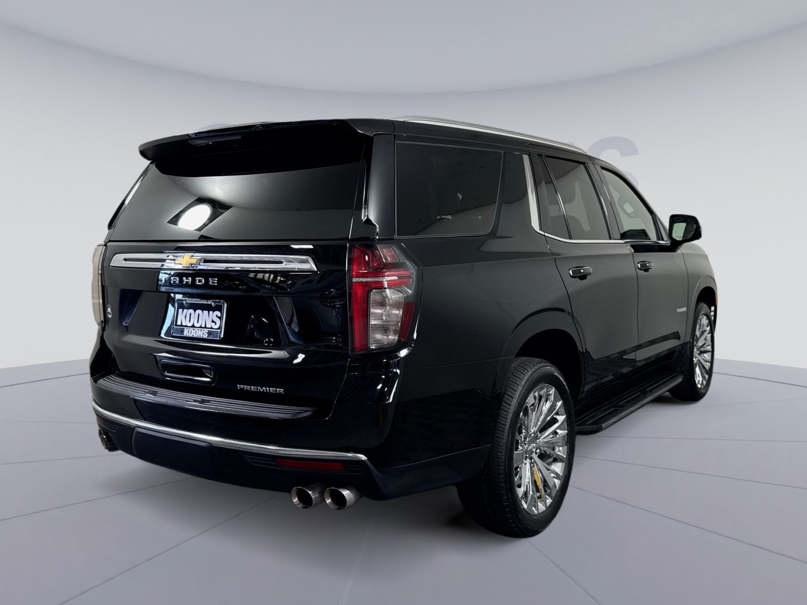 Used 2023 Chevrolet Tahoe Premier AWD/4WD image 7