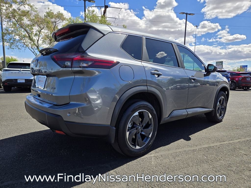 Used 2026 Nissan Rogue SV AWD/4WD image 6