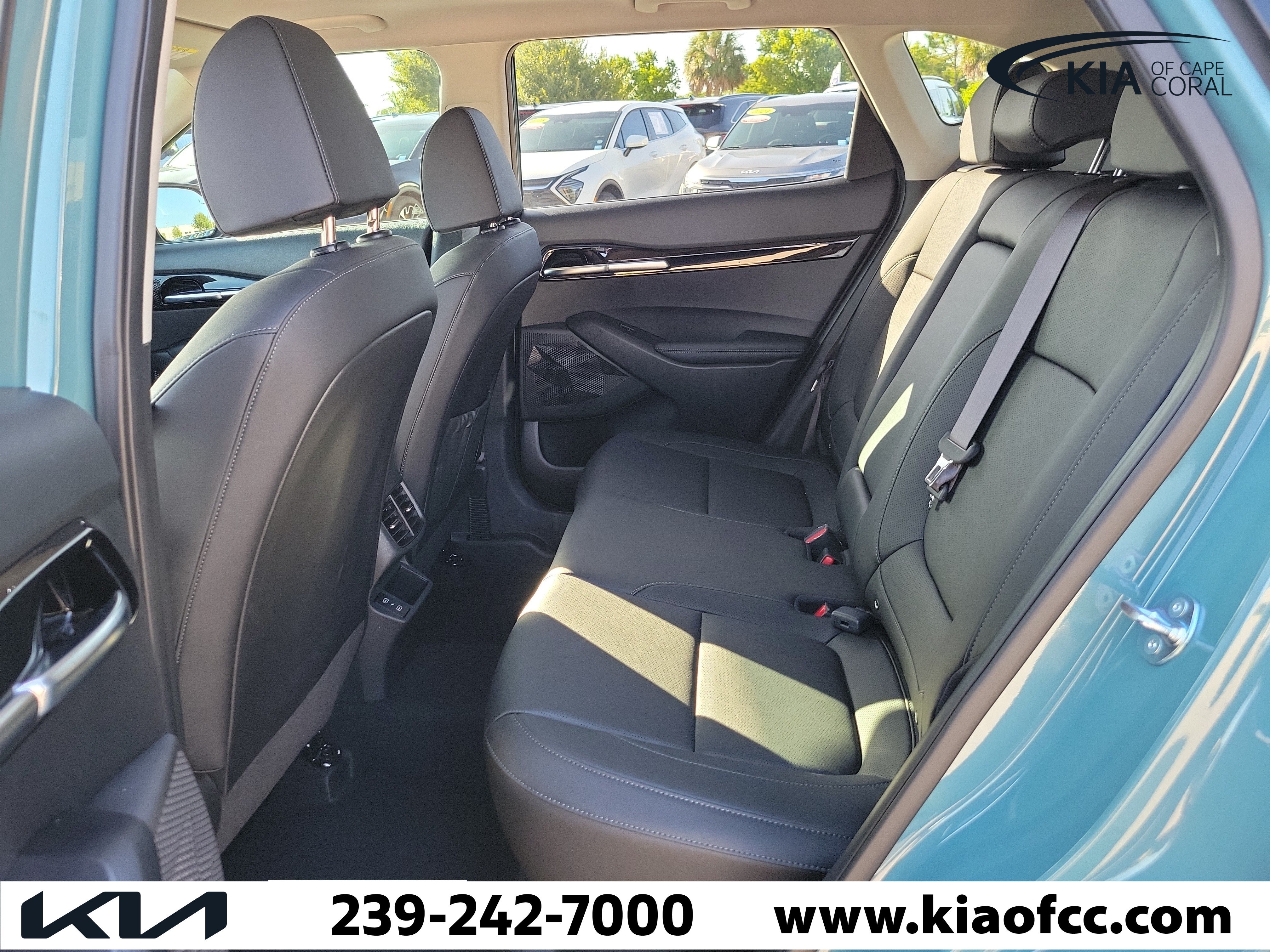 Certified 2026 Kia Seltos EX w/ EX Sunroof Package FWD image 11